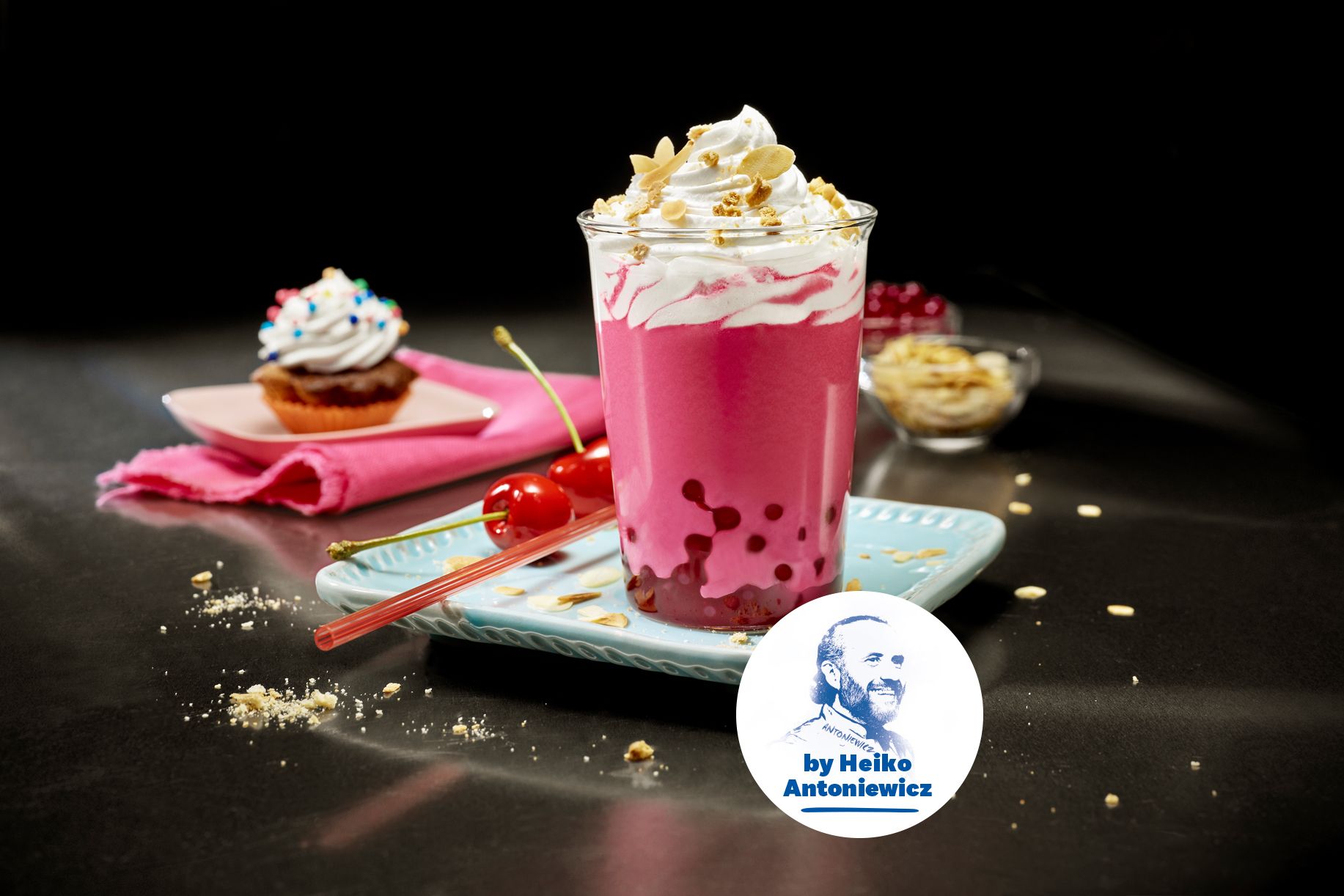 Trà sữa trân châu bánh quy anh đào